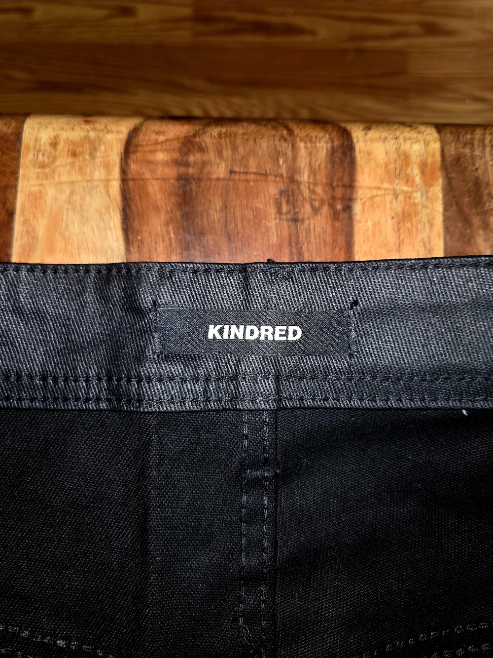 Kindred Men's Rhinestoned Relaxed Fit Black Jeans with White Panels. Size 36x36